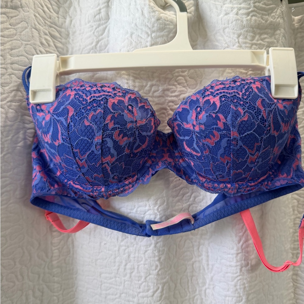 PINK Victoria's Secret Blue & Pink Lace Push-Up Bra